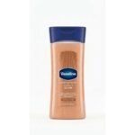 Vaseline Glazed and Glisten Sunlit Glow Body Gel Oil Vanilla Cocoa Shimmering with Ultra-Hydrating Lipids and 100% Pure Cocoa Butter,